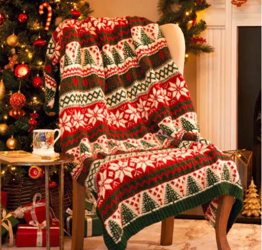 WYS - The Croft Woodside Christmas Blanket Kit